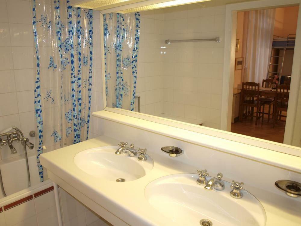 Executive Apartment 2 باد جاستاين المظهر الخارجي الصورة